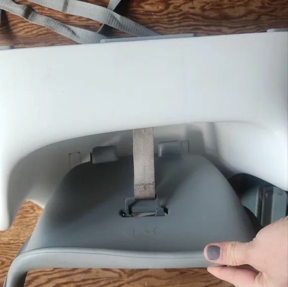 Oxo Tot Boost Gray Baby Seat with Straps - Picture 8 of 8